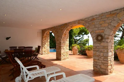 Villa per nove persone vicino a Sa Tuna