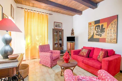 Magnifica casa di vacanza con 2 piscine...