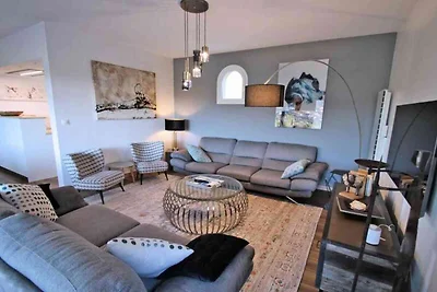 Häuser & Villen für 8 Personen