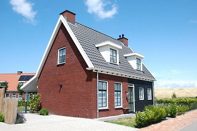 Mooi vakantiehuis in Zeeland met een bubbelba...