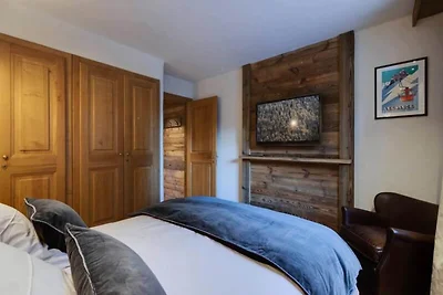 Komplett renovierte Wohnung am Fuße der...