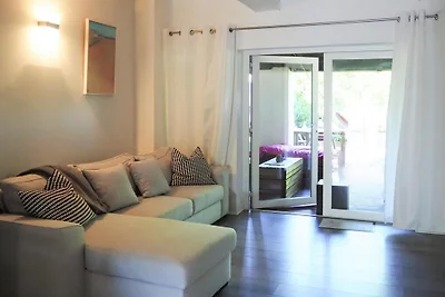 Casa vacanze con piscina condivisa