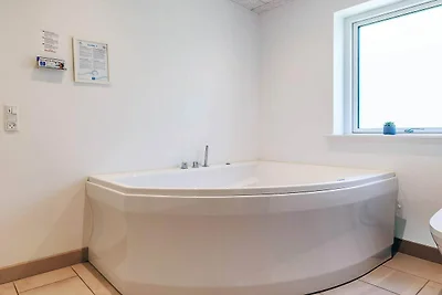 14 persoons vakantie huis in Væggerløse-By...