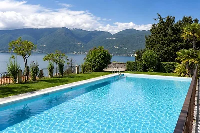 Wohnung in Luino mit Seeblick Maggiore