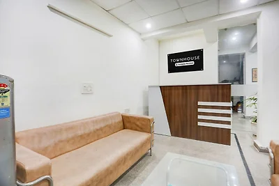 Hotel O Subhash Chowk