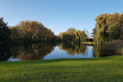 Gemütlicher Campingplatz am See in Kesteren