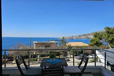 Apartament w Sarandzie z widokiem na morze