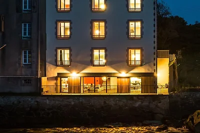 Apartment in Landéda with Beachfront Views