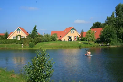 Rückzugsort am See mit modernem Komfort