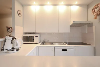 Licht appartement met terras in Oostduinkerke