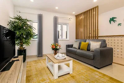 Haus in Lagos nahe Batata Strand