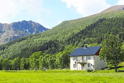 6 Personen Ferienhaus in ALSVÅG-By Traum