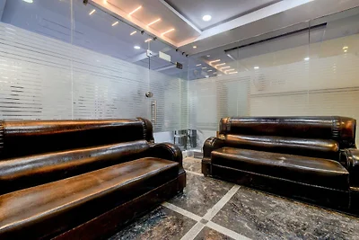Soggiorni eleganti a Lanco Hills Gachibowli