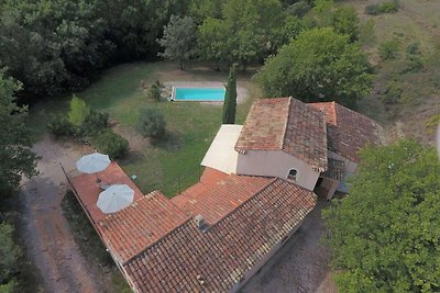 Huis in Montfort-sur-Argens met tuin