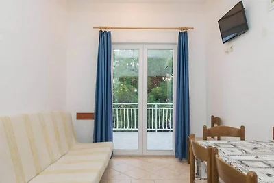 Schöne Wohnung in Brodarica