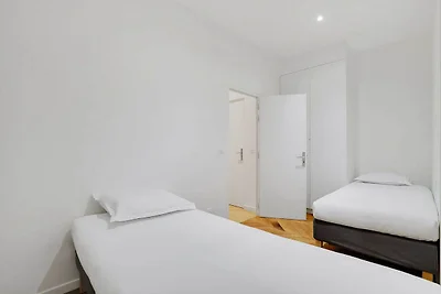 Apartment f�r 4 Personen in Nanterre