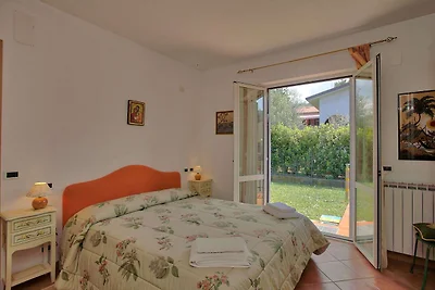 Casa vacanze a San Feliciano con giardino