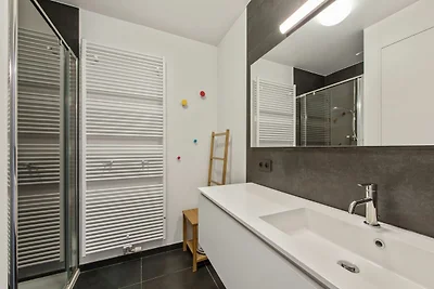 Appartement op de Zeedijk met Zeezicht