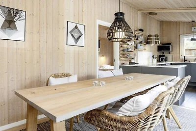 4 Sterne Ferienhaus in Idestrup-By Traum