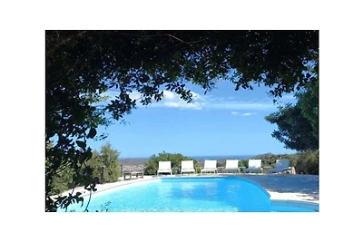 Villa in VILLASIMIUS mit Schwimmbecken