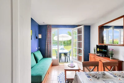 Haus in Monflanquin am See mit Pool