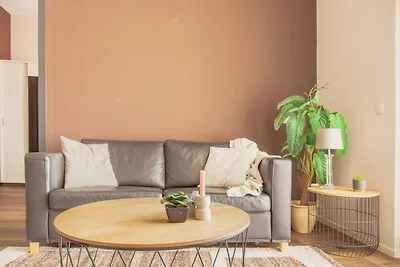 Deluxe-Apartment mit Seeblick in Makkum