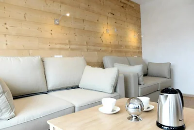 Komplett renovierte Wohnung · Ski-in/Ski-out ...