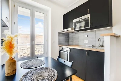 Modern appartement met 1 slaapkamer en 4 plaa...