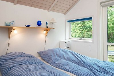 Geräumiges Ferienhaus in Allingåbro mit Sauna