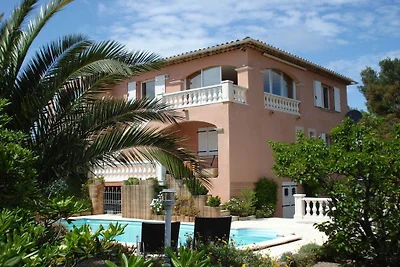 Ferienwohnung in Agay mit Schwimmbecken