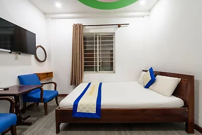 Stilvolles Superior-Doppelzimmer in Tan Phu