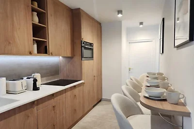 Wunderschön renovierte Wohnung mit Klimaanlag...