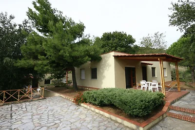 Charmantes Ferienhaus mit privatem Pool