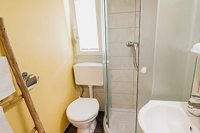 Enchanting Rural Apartment with Terrace - Stu...