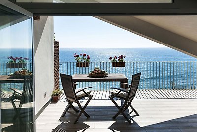 Appartement récent avec terrasse à Taormina