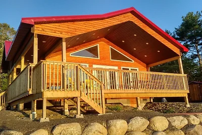 Chalet aan Dean Lake