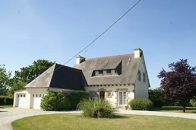 Grande casa vacanze con giardino in Bretagna