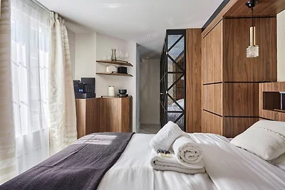 Magnifico Nuovo Studio Louvre Palais Royal