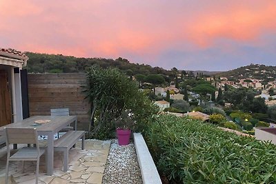 Ferienhaus mit eigener Terrasse und Meerblick...