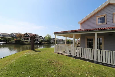 Bungalow nad wodą blisko Rotterdamu z sauną