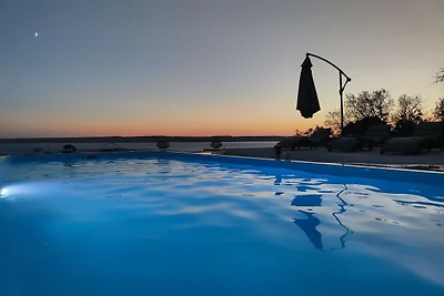 Appartamento con piscina a Karlobag