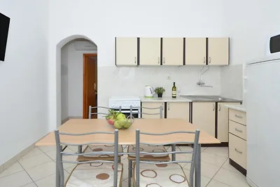 Apartments Nina - Two Bedroom Apartment with ...