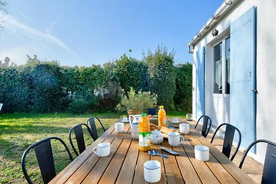 Haus in Barbâtre in der Nähe des Strandes Les...