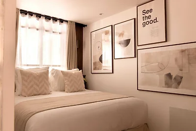 Schicke, zentral gelegene Wohnung mit Klimaan...