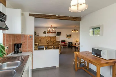 Gem�tliches Haus in Sainte-Ode mit Sauna