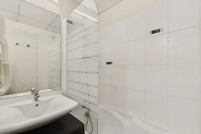 Apartment in Le Croisic am Meer und Pool