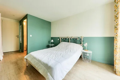 Apartment am Fluss Pénérf mit Pool