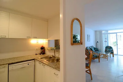 Spacious apartment in Pals