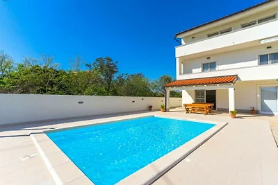 Wohnung in Privlaka mit Schwimmbecken