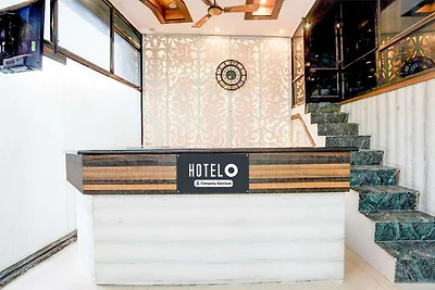 Super Hotel O Tyagi Road vicino